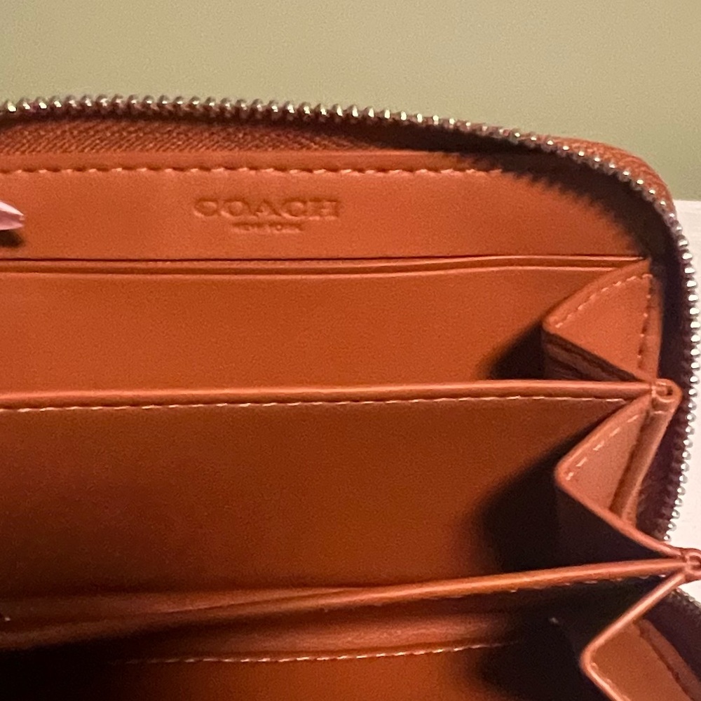 Coach Signature Crystal Jacquard Essential Zip Wallet - Picture 5 of 5